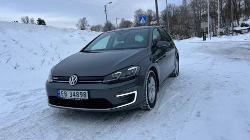 VOLKSWAGEN GOLF Exclusive (K)