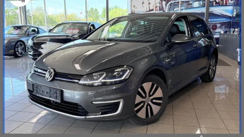 VOLKSWAGEN GOLF 232KM EXCLUSIVE/SKINN/ACC/NAVI/ACTIVE INFO/R.KAMERA++