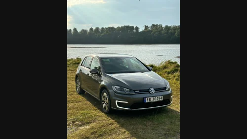 VOLKSWAGEN GOLF 136hk