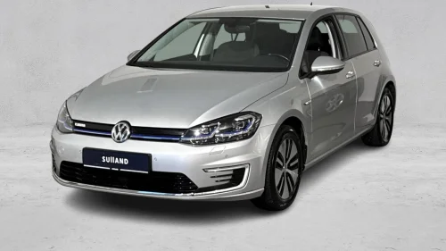 VOLKSWAGEN GOLF E-golf 136 hk/ Kamera/ Apple Carplay/ ACC/ ++