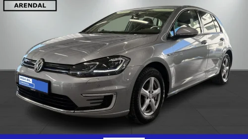 VOLKSWAGEN GOLF 35.8 kWh 136HK /ACC/RYGGEKAMERA/NAVI/CARPLAY/KEYLESS/