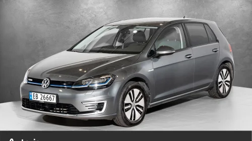 VOLKSWAGEN GOLF E-golf 136 hk/RYGGEKAMERA/ADAPTIV CRUISE/++