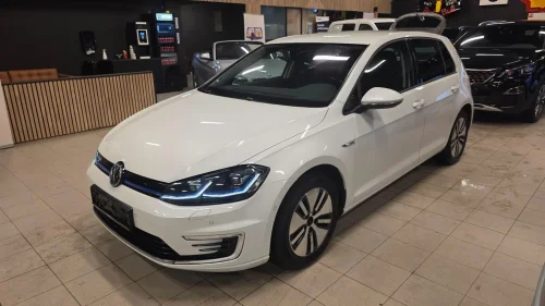 VOLKSWAGEN GOLF En eier/ Export/ Kamera EU 01-28