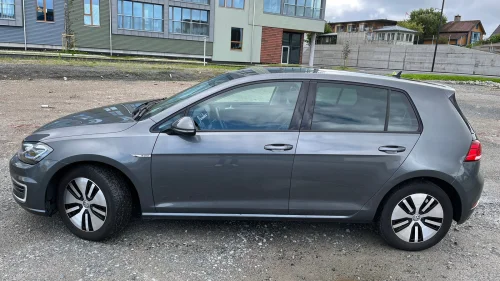 VOLKSWAGEN GOLF Exclusive (K)