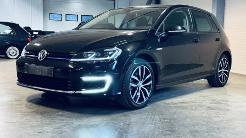 VOLKSWAGEN GOLF EV - 136 HK - SKINN - ACTIVE INFO DISPLAY - EXCLUSIVE