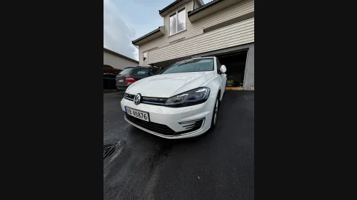 VOLKSWAGEN GOLF Exclusive (K)