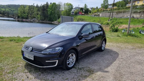 VOLKSWAGEN GOLF E-Golf // 1 eier // Norsk bil // Adaptiv CruiseControl