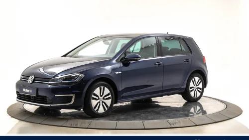 VOLKSWAGEN GOLF e-Golf Exclusive Skinn/Navi/Varmepumpe/Kamera