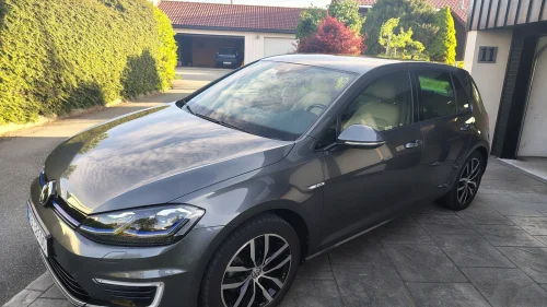 VOLKSWAGEN GOLF Exclusive (K)