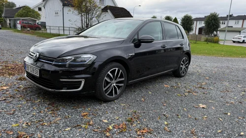 VOLKSWAGEN GOLF Exclusive (K)