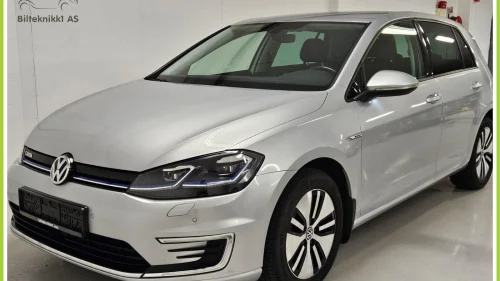 VOLKSWAGEN GOLF 300 Km Acc Navi Dab+ Varmepumpe R.Kamera Norsk