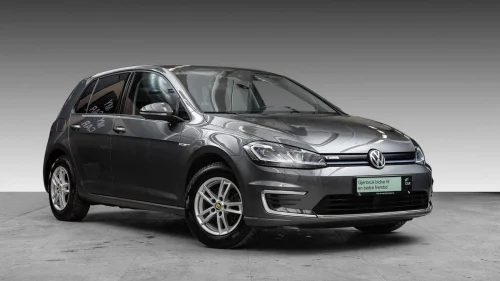 VOLKSWAGEN GOLF E-Golf/ Skinn/ ACC/ Active info/ LED/ Keyless/ Kamera