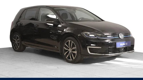 VOLKSWAGEN GOLF E-golf 136 hk final edition * Skinn,kam,aktiv info,led,