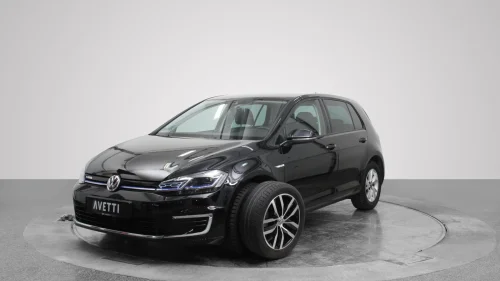 VOLKSWAGEN GOLF E-Golf Exclusive Final Edition m/Skinn, AID, Keyless ++