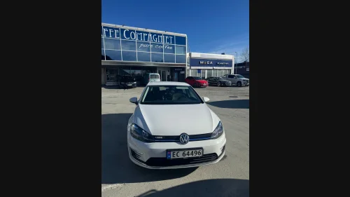 VOLVO XC40 Varmepumpe, DAB, Navigasjon, Ryggesensorer