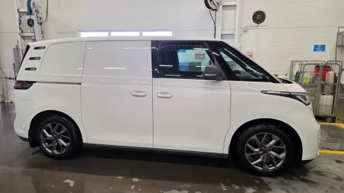 VOLKSWAGEN ID. BUZZ CARGO 150 KW 77 kWh 204hk