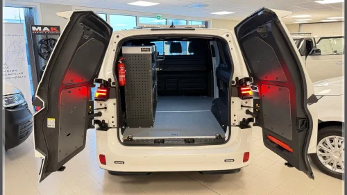 VOLKSWAGEN ID. BUZZ CARGO 150 KW ID Buzz Cargo/Doble bakdører/H-Feste/2 x Skyvedør