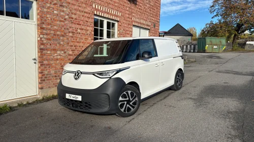 VOLKSWAGEN ID. BUZZ CARGO 150 KW 77 kWh 204hk / KROK / KAMERA