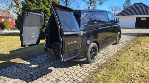 VOLKSWAGEN ID. BUZZ CARGO 150 KW 77 kWh 204hk