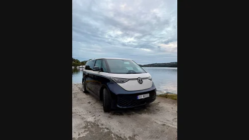 VOLKSWAGEN ID. BUZZ PRO 150 KW 77kWh 204hk Massasje, Matrix, krok, el.dører, Garanti
