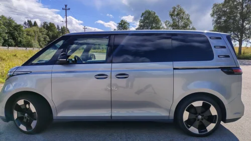 VOLKSWAGEN ID. BUZZ PRO 150 KW Pro 77kWh 204hk
