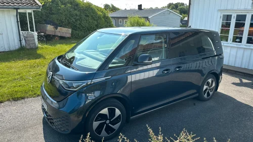 VOLKSWAGEN ID. BUZZ PRO 150 KW Komf.seter. El-dører. Lyspakke. Krok. Førerassistent+.