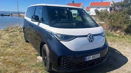 VOLKSWAGEN ID. BUZZ PRO 150 KW Pro 77kWh 204hk. Velutstyrt. Campingmodul kan kjøpes.
