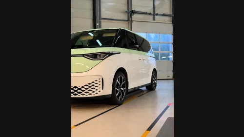 VOLKSWAGEN ID. BUZZ PRO 150 KW Pro 77kWh 204hk