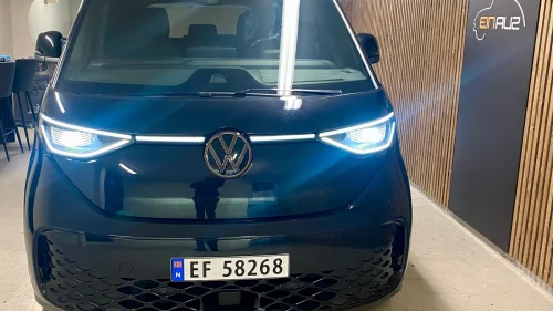 VOLKSWAGEN ID. BUZZ PRO 150 KW PRO 77KWH-204HK/MÅ SEES/TOPPUTSTYRT