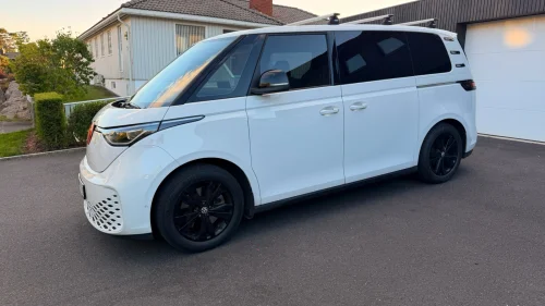 VOLKSWAGEN ID. BUZZ PRO 150 KW Pro 77kWh 204hk