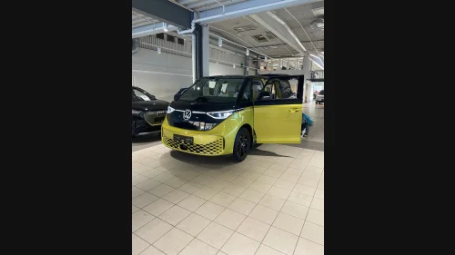 VOLKSWAGEN ID. BUZZ PRO 150 KW Pro 77kWh 204hk