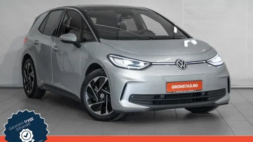 VOLKSWAGEN ID.3 PRO 150 KW Pro Highline 58kWh 204hk Kamera/Varmeratt/ACC/Matrix
