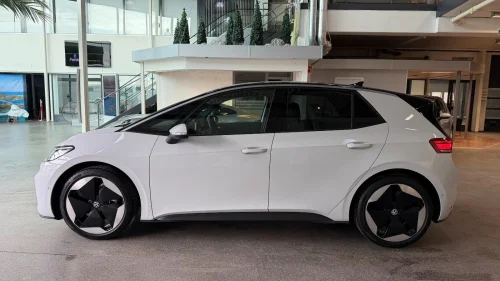VOLKSWAGEN ID.3 PRO S 150 KW ID.3 Pro S - stor batteripakke- lav KM - riktig utstyr