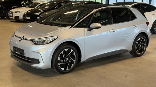 VOLKSWAGEN ID.3 PURE 125 KW Wltp 387 KM - Mye utstyr - Tar innbytte - Tilbyr finans
