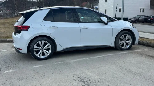 VOLKSWAGEN ID.3 PRO 150 KW Pro 58 kWh 204hk