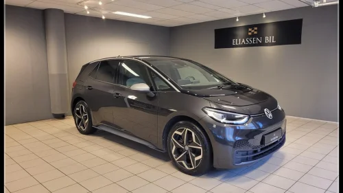 VOLKSWAGEN ID.3 PRO 150 KW Pro Performance 204hk / IQ LED / Kamera / ACC / Norsk