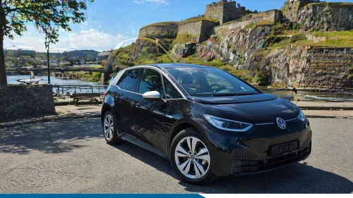 VOLKSWAGEN ID.3 PRO 150 KW 1st max intro HUD,KAMERA,BLINDSONE,ACC,RATTVARME,MATRIX