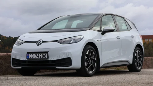VOLKSWAGEN ID.3 PRO 150 KW 1st EDITION - VELUTSTYRT VW ID.3 – LAV KM, NY I NORGE!