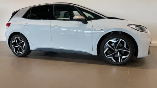 VOLKSWAGEN ID.3 PRO 150 KW 1st Plus Led matrix/Ryggekamera/Keyless