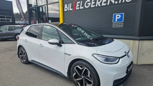 VOLKSWAGEN ID.3 PRO 150 KW 1st Plus / Matrix / ACC / Varmepumpe / Krok