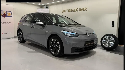 VOLKSWAGEN ID.3 PRO 150 KW 1ST Pro Performance/422KM/LED/ACC/Ambiente/En eiers bil