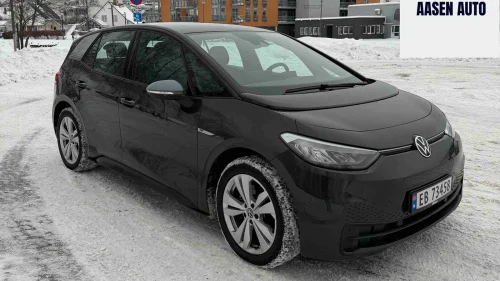 VOLKSWAGEN ID.3 PRO 150 KW Id3 Pro Perf. Navi / Acc / P-sensor / 420km / Lav km