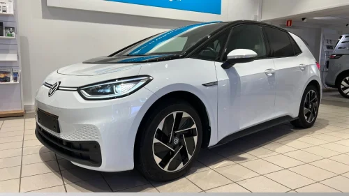 VOLKSWAGEN ID.3 PRO 150 KW Pro Perf.Business 204HK VARMEPUMPE/MATRIX/R.KAM/KEYLESS