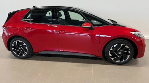 VOLKSWAGEN ID.3 PURE 110 KW pure         45kwh 150 hk