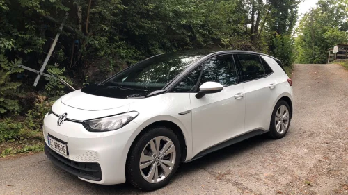 VOLKSWAGEN ID.3 PRO 107 KW Pro 58kWh 145hk