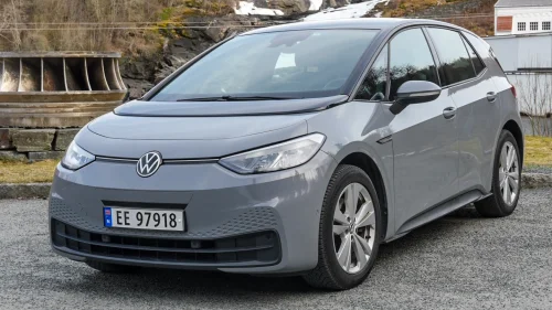 VOLKSWAGEN ID.3 PRO 107 KW Pro 58kWh 145hk