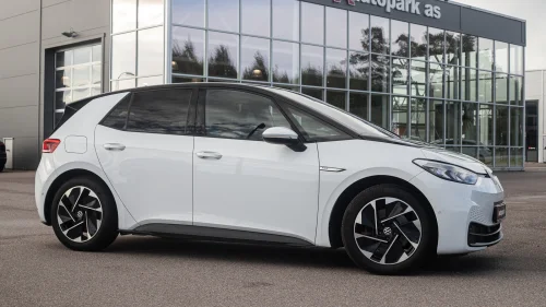 VOLKSWAGEN ID.3 PRO 150 KW PRO 58 kwh 204HK/ADAPTIV/KEYLESS/AMBIENT/LED/EN-EIER++