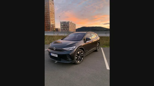VOLKSWAGEN ID.4 PURE 125 KW 52kWh 170hk City