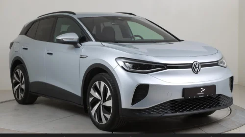 VOLKSWAGEN ID.4 PRO 150 KW 77kWh 204hk Business Matrix ACC Krok Kamera
