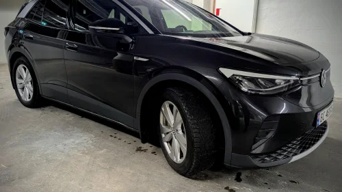 VOLKSWAGEN ID.4 PRO 150 KW PRO Performance 204HK 495km ACC Navi Krok EU27 ++